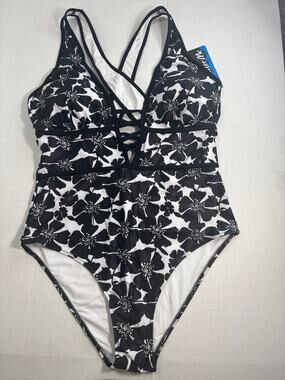 Flatter Me Floral One Piece Swimsuit - NWT - Size XL